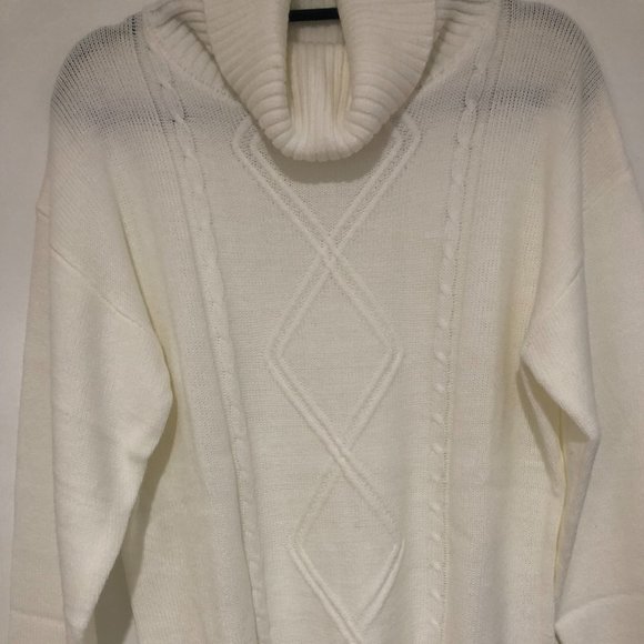 Off-White long turtle neck sweater - Size M - NWOT - Picture 8 of 9